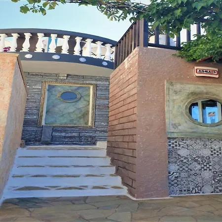 Art Deco And Next To Each Other For 7 People Hersonissos (Crete)