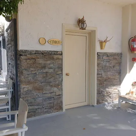 Art Deco And Next To Each Other For 7 People Hersonissos (Crete)